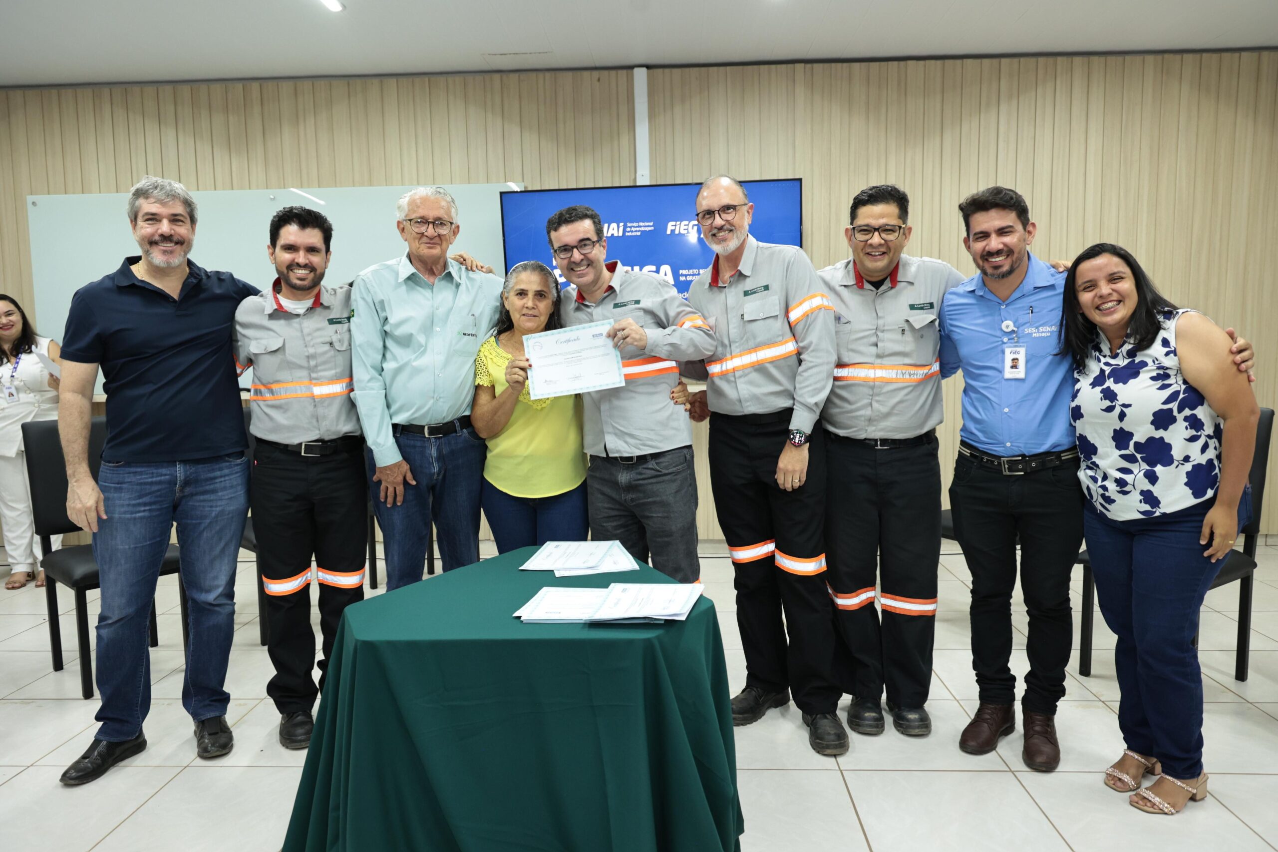 minde entrega certificados de cursos