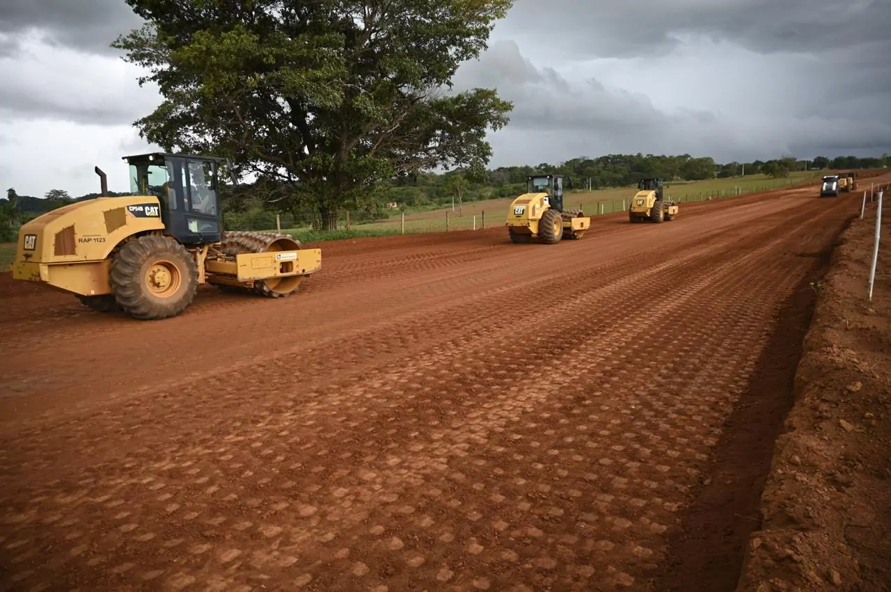 obra em rodovia secom