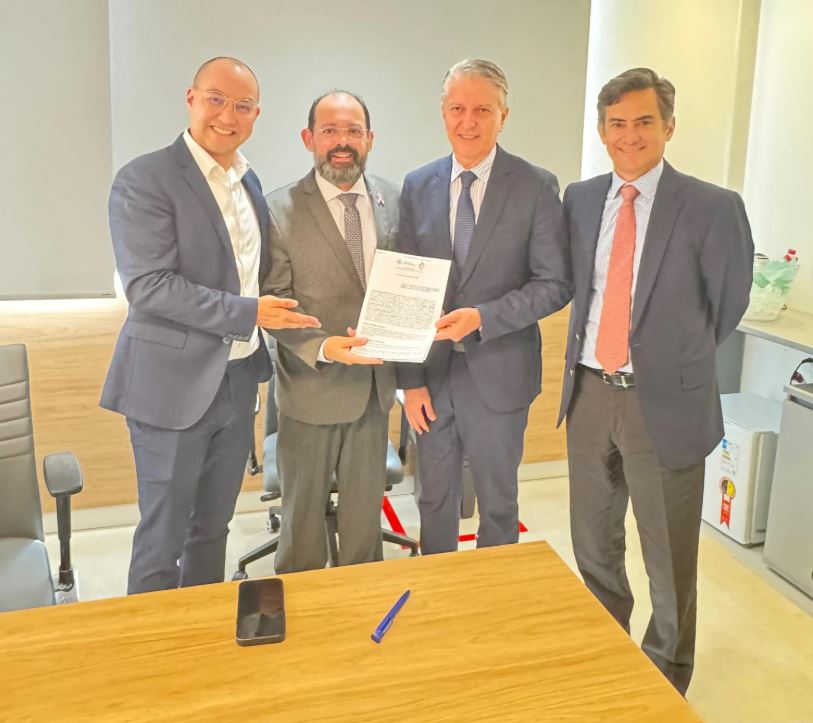 ueg e aclara firmam parceria